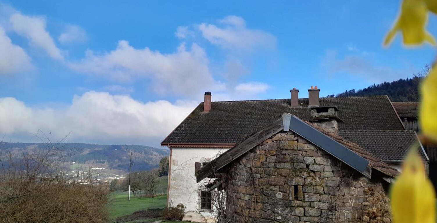 Corps de ferme réhabilité 2 logements — photo 1