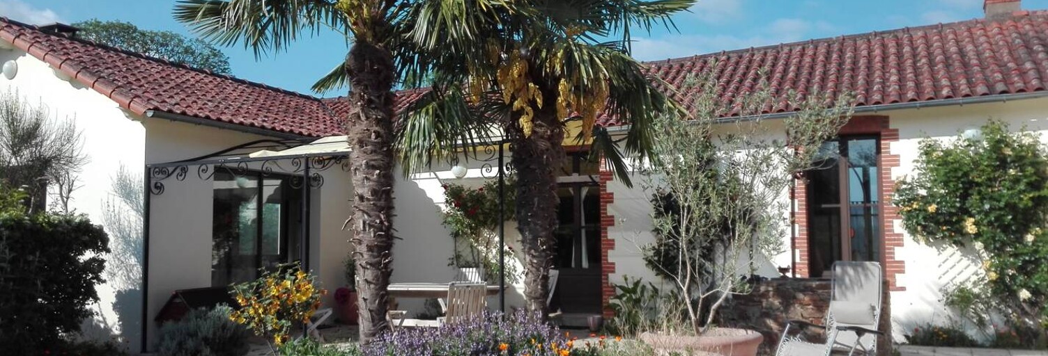 Maison 10 Pièces 205 m² à vendre à Saint-Fiacre-sur-Maine (44690)