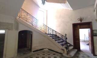 Maison 9 Pièces 459 m² à vendre à Roquemaure (30150)