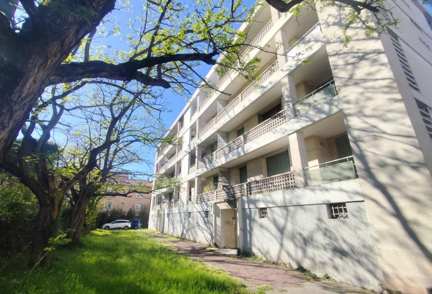 Appartement À Vendre Avignon Extra-Muros, 4 Pièces, 66 m², terrasse, cave, parking — photo 1