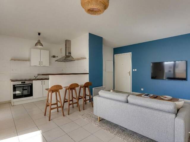 Appartement À Vendre — photo du bien
