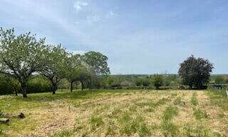 Terrain  1281 m² à vendre à Sauveterre-de-Rouergue (12800)