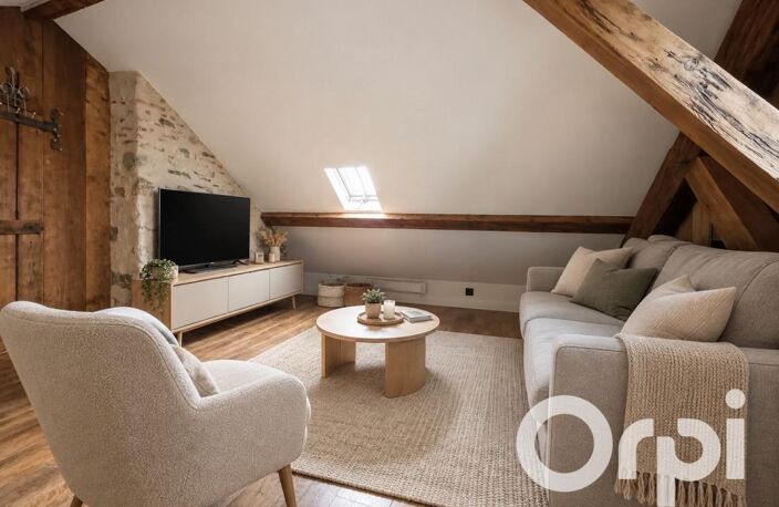 Studio mansardé à vendre – Charme de l’ancien au cœur du quartier René Bouhier — photo 3