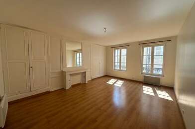 Appartement 4 pièces 652 €