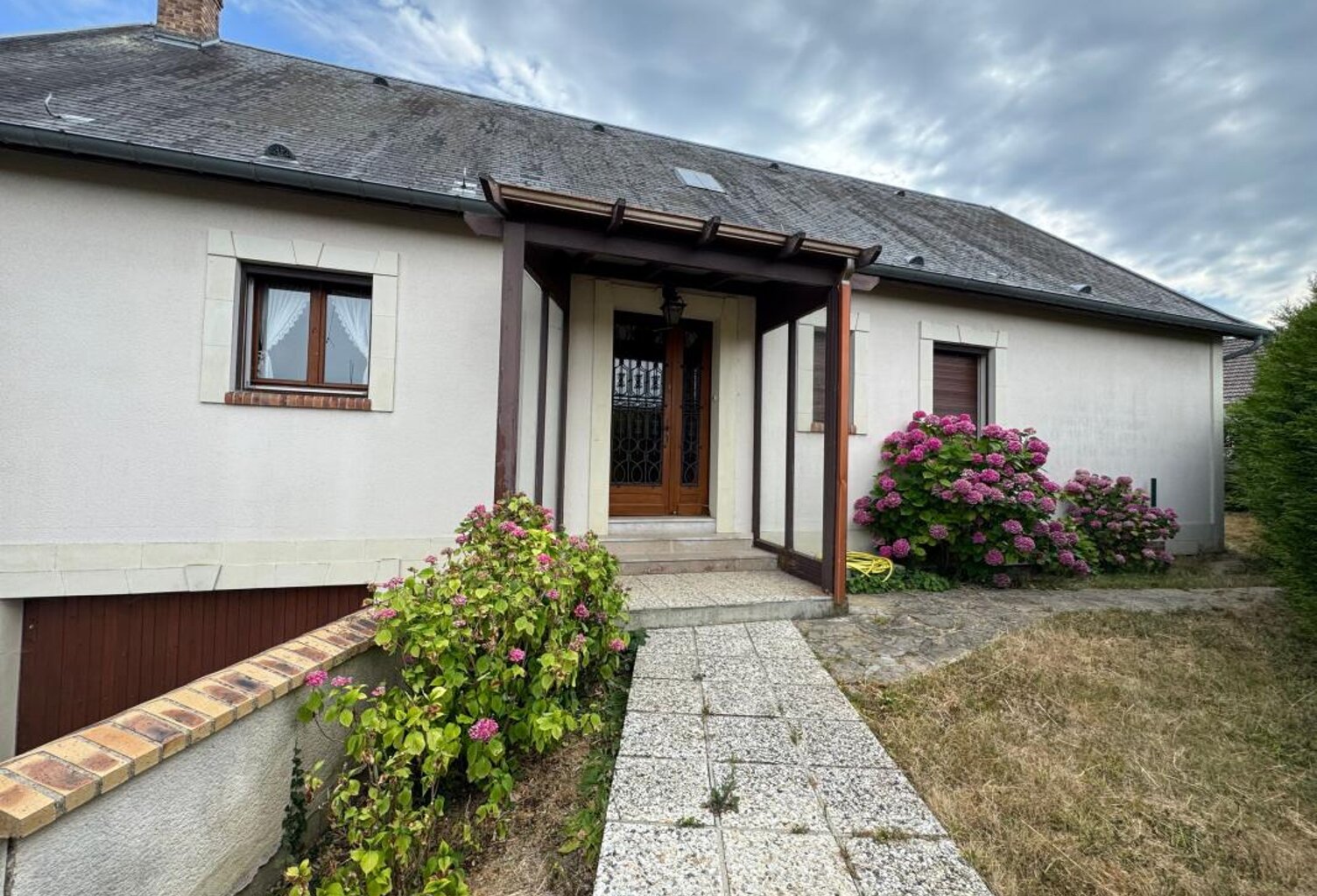 Maison familiale avec jardin, terrasse, sous sol total, 5 chambres — photo 1