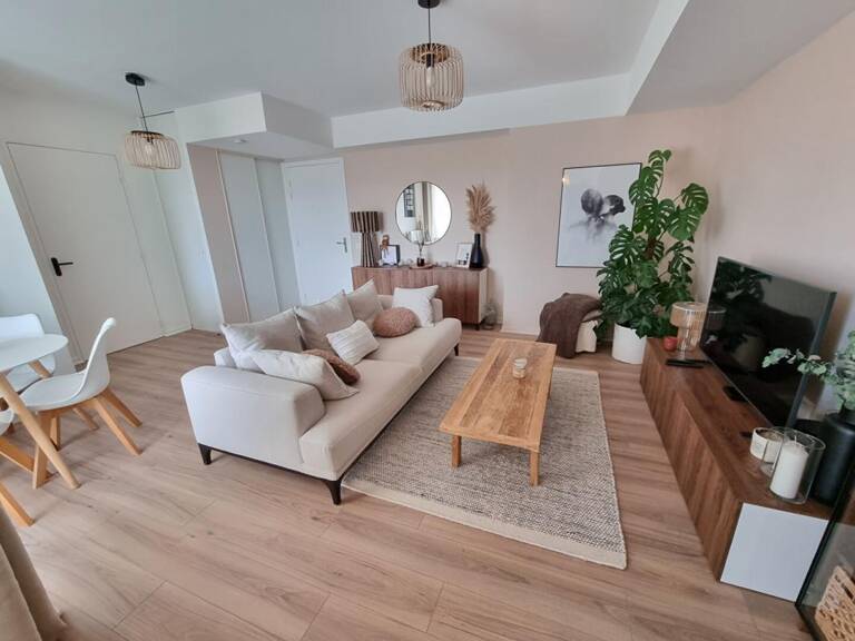 Appartement Grigny 2 pièces, balcon — photo 1