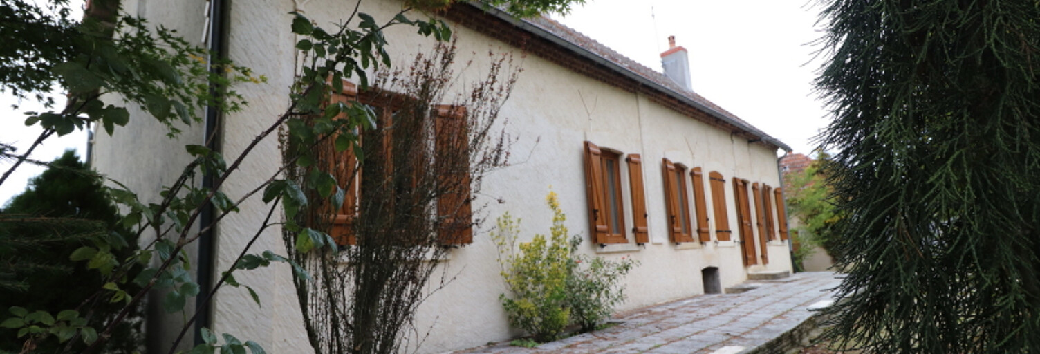 Maison 6 Pièces 129 m² à vendre à Saint-Ennemond (03400)