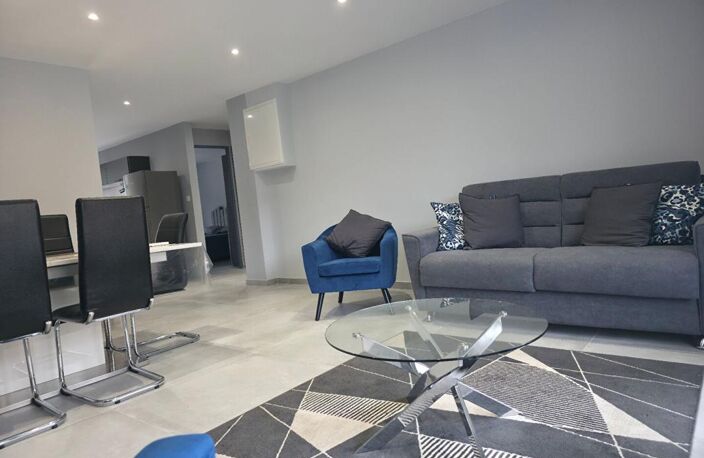 APPARTEMENT 70M2 EN T3 À Cavalaire-sur-Mer Charmant T3 entièrement rénové avec terrasse, piscine et parking — photo 4