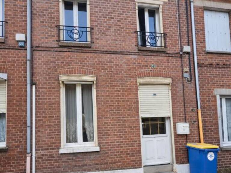 Maison avec garage et cour ? Idéal investissement locatif ? Rentabilité 11,2 % — photo 1