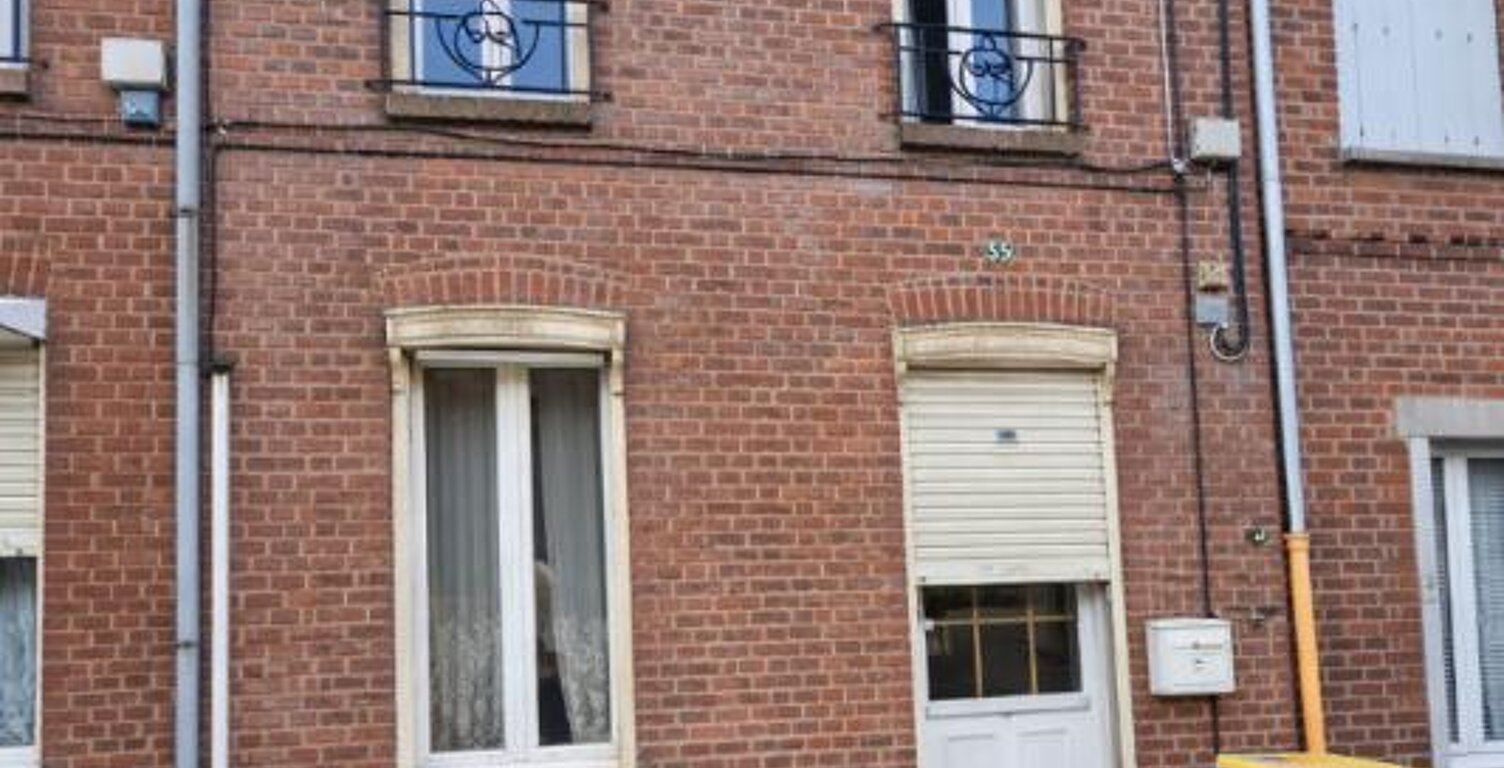 Maison avec garage et cour ? Idéal investissement locatif ? Rentabilité 11,2 % — photo 1