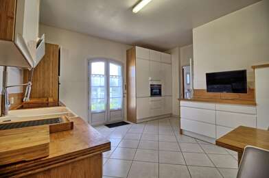 Maison 9 pièces 599000 €