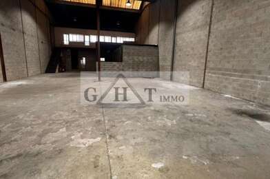 Local industriel  3460 €