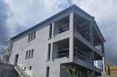 Appartement 4 pièces 499800 €