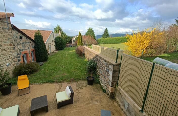 Vente maison 7 pièces 141 m² Propières (69790) — photo 2