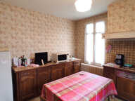 MAISON A RENOVER ET LOCAL PROFESSIONNEL (GARAGE AUTOMOBILE) — photo 4