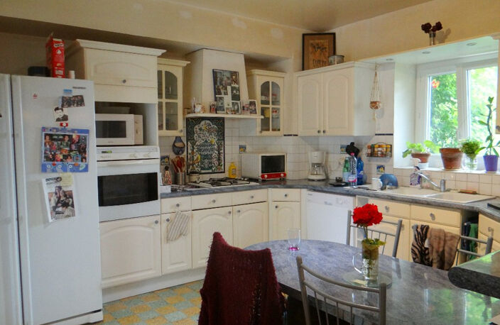 VIENNE / INDRE ET LOIRE - MAISON EN PIERRE — photo 4