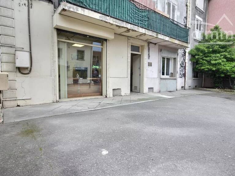 Local commercial — photo 1