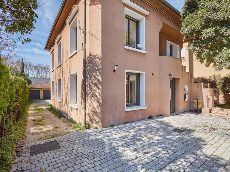 Aix en Provence - Maison de ville avec jardin — photo 1