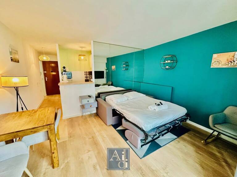 Cannes rue d'Antibes - Studio avec balcon — photo 1