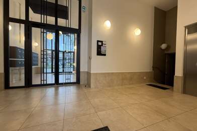 Appartement 3 pièces 280900 €