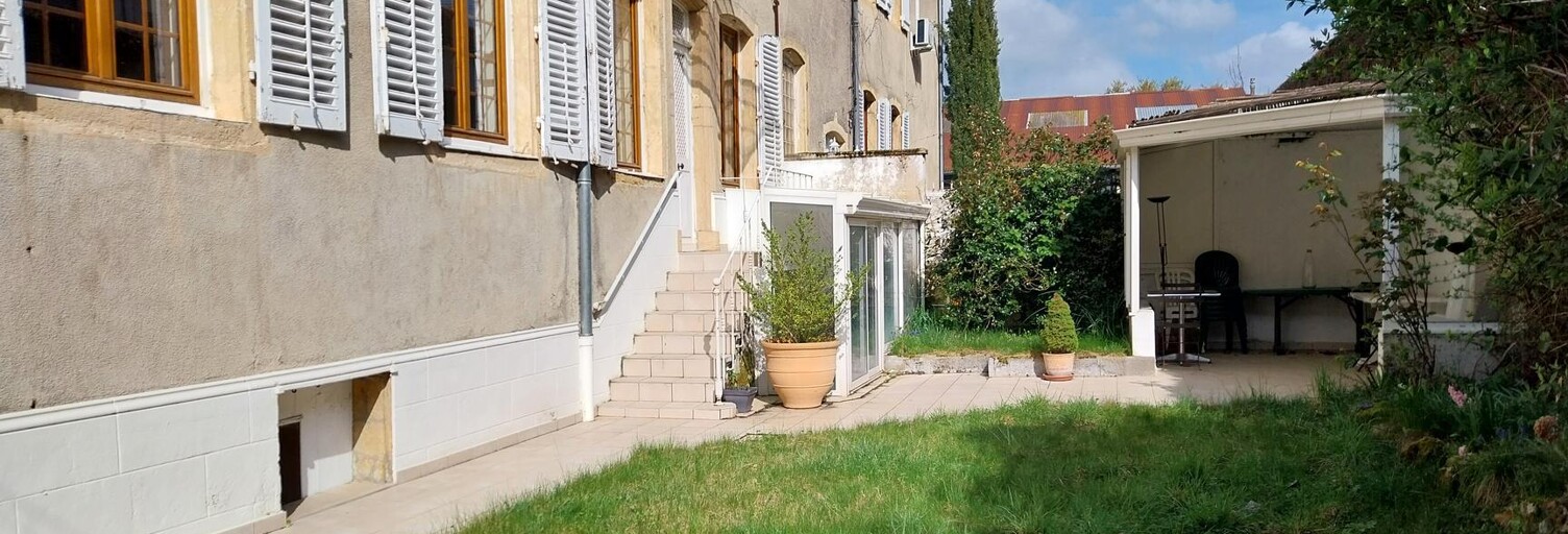 Maison 8 Pièces 204 m² à vendre à Marcigny (71110)