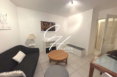 Appartement 2 pièces 712 €