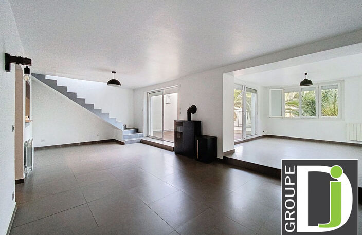 Maison de charme à vendre à Bourg-les-Valence, avec piscine — photo 5