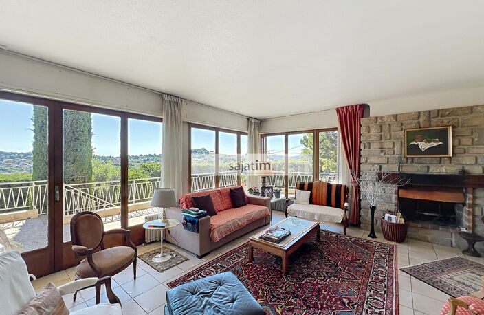 SPACIEUSE VILLA de 190 m² SIX FOURS LES PLAGES — photo 5