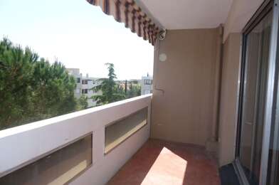 Appartement 3 pièces 1065 €