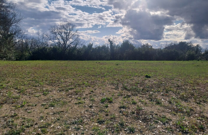 Beau terrain à bâtir viabilisé au calme — photo 3