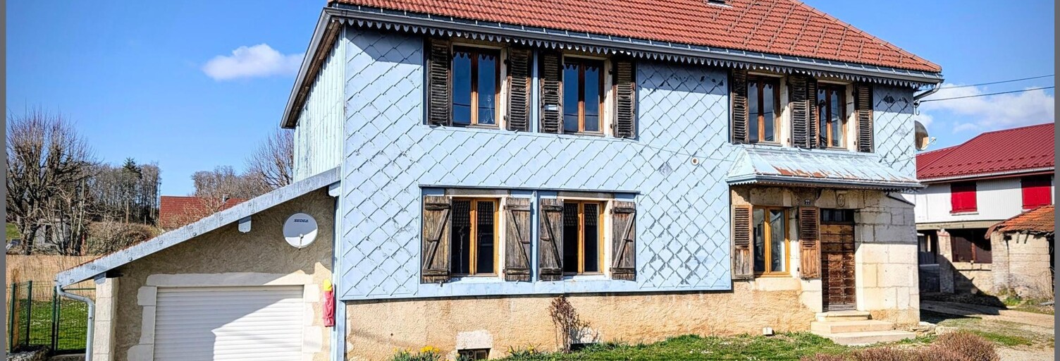 Maison 10 Pièces 227 m² à vendre à Fort-du-Plasne (39150)