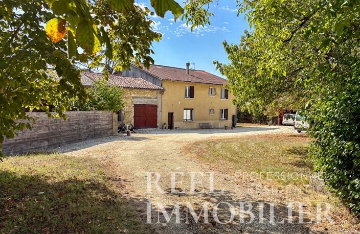 Maison familiale des années 70 pleine de charme et de potentiel — photo 5