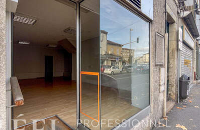 Local commercial avec vitrine - Rue Rouget de L'Isle à Auch — photo du bien