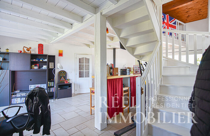 Spacieuse maison contemporaine sur les hauteurs d'Auch — photo 2