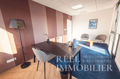 Bureau 1 pièces 850 €