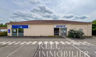 Commerce  300 m² à louer à Auch (32000)