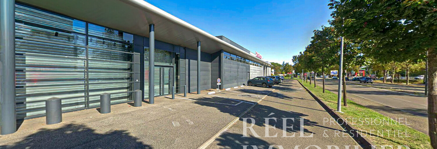 Commerce  600 m² à louer à Auch (32000)