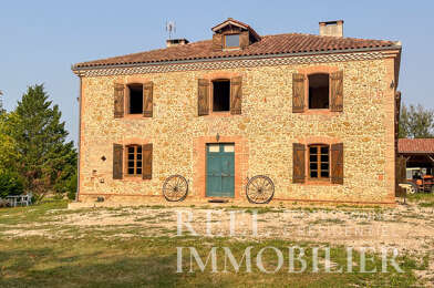 Maison 7 pièces 1485 €