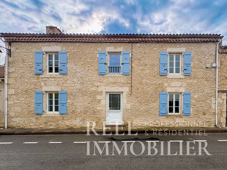 Maison de village en pierre avec jardin et piscine — photo 1