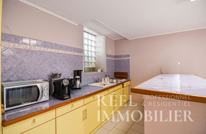 Bureaux ou projet d'habitation au coeur du village — photo 4