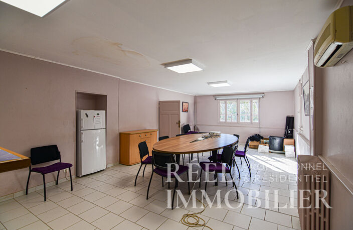 Bureaux ou projet d'habitation au coeur du village — photo 5