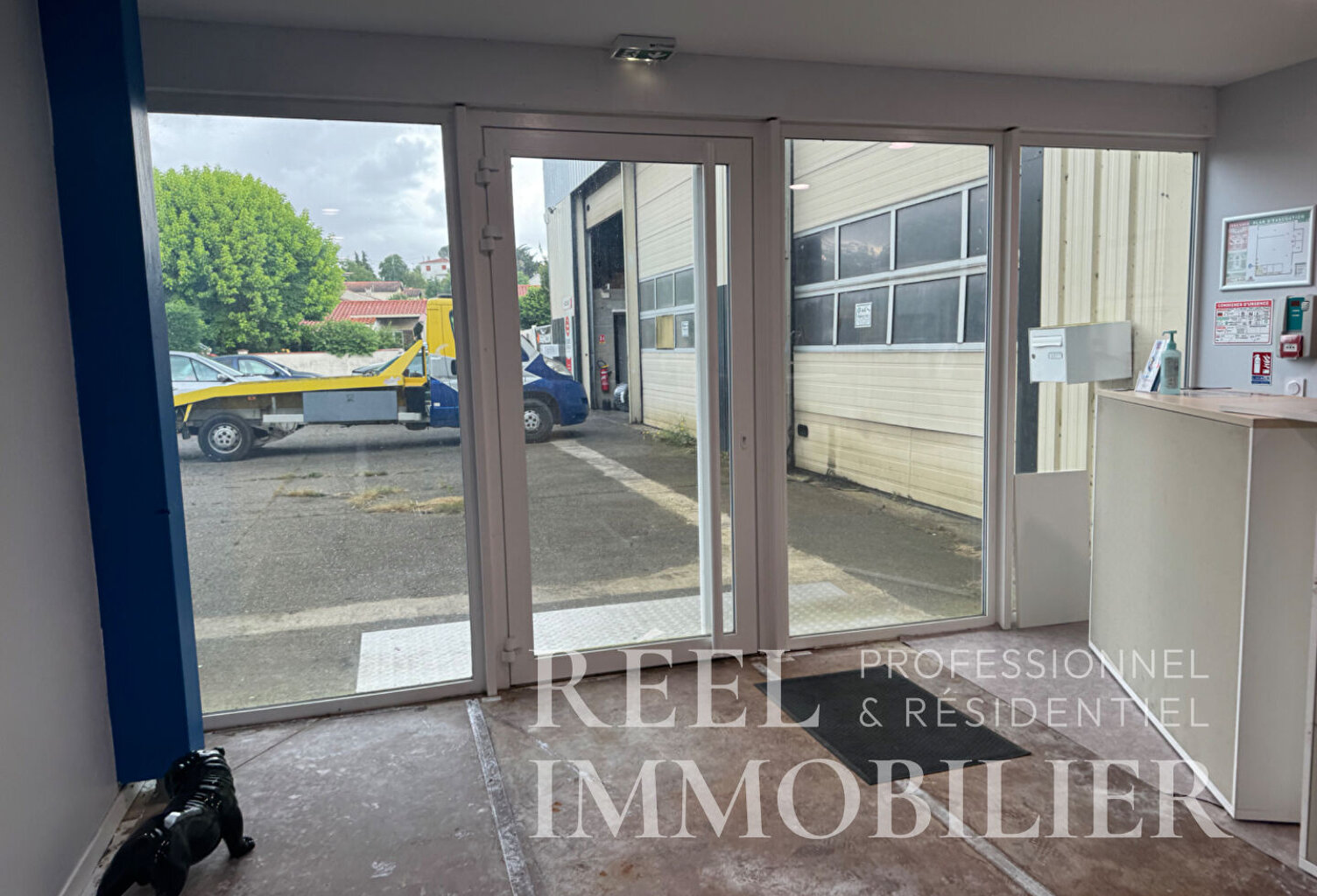 Local commercial Auch 570 m2 — photo 1