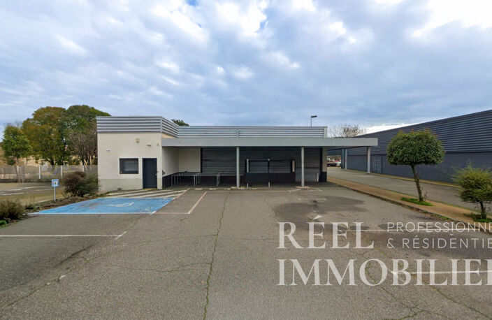 Local commercial Auch 205,95 m2 — photo 2