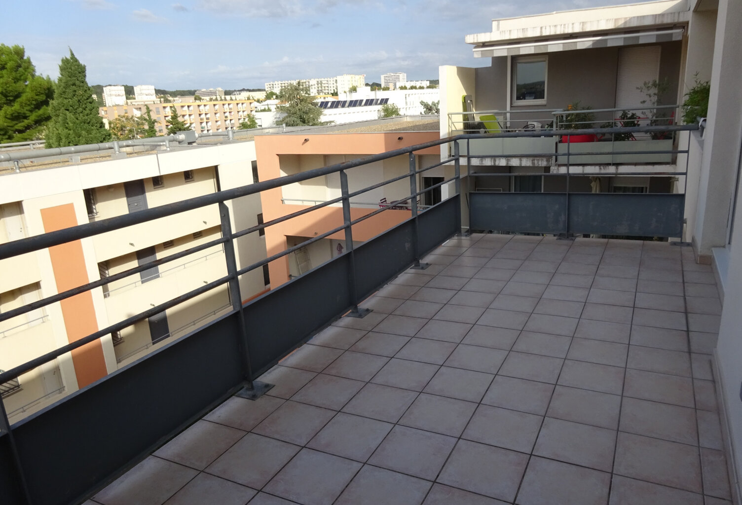 Quartier des 7 Collines, P2 loué de 42 m2 environ au dernier — photo 1
