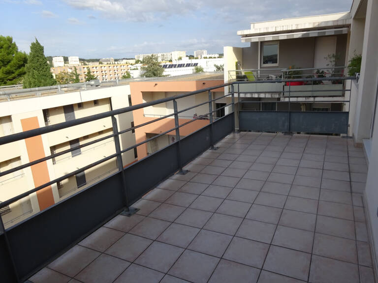 Quartier des 7 Collines, P2 loué de 42 m2 environ au dernier — photo 1