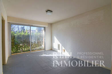 Commerce  1605 €