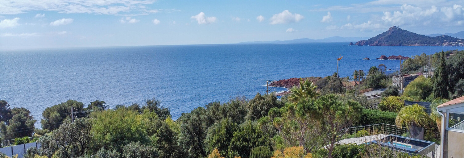 Maison 4 Pièces 158 m² à vendre à Saint-Raphaël (83530)