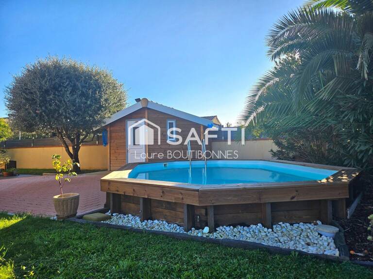 Maison de plain pied double garage et piscine — photo 1