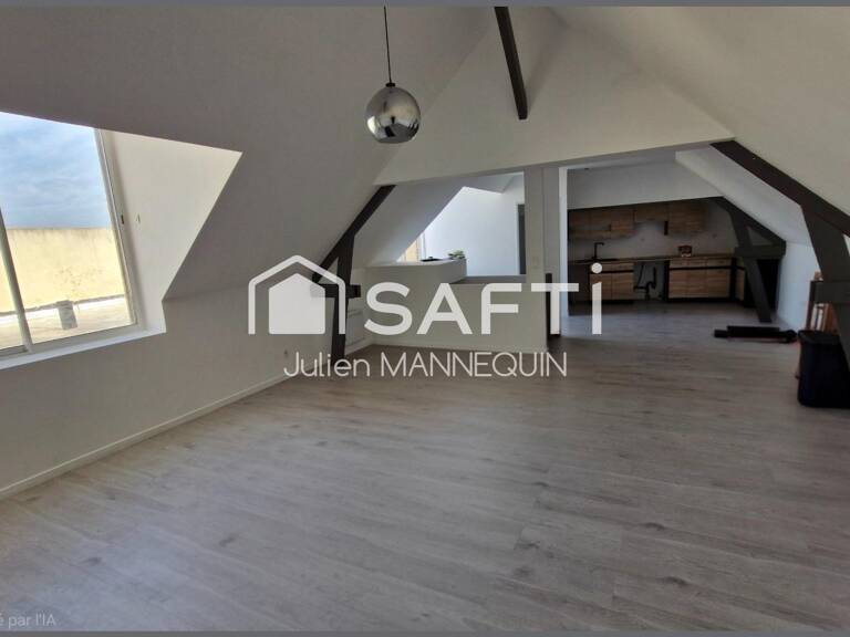 maison mitoyenne de 100 m2 , 2 chambres dont une suite parentale avec sa douche, cuisine ouverte sur le salon et accès a une terrasse — photo 1