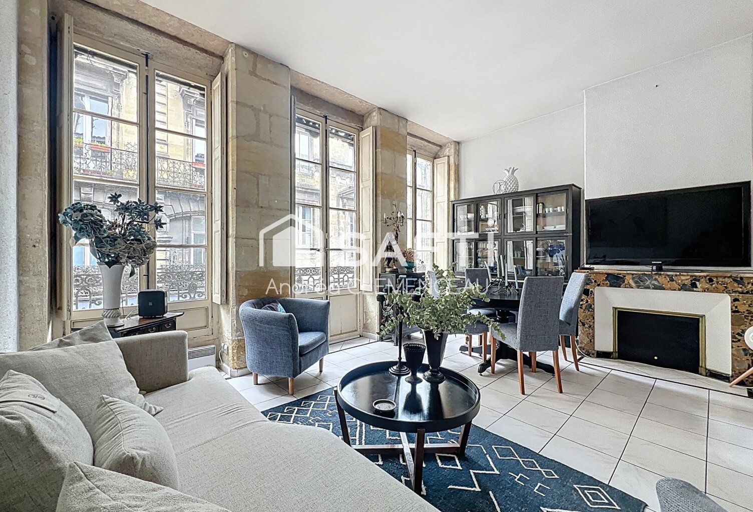 À VENDRE - Appartement T3 avec cours privative couverte — photo 1